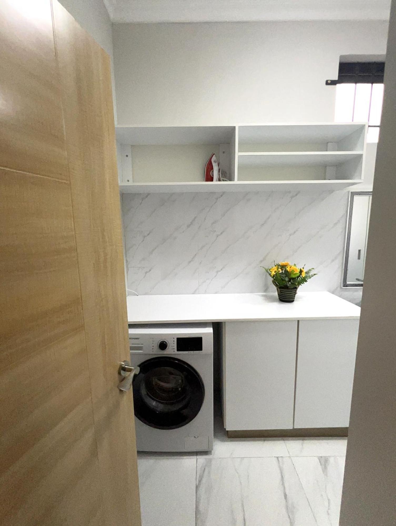 Newly Renovated Studio Apartment With Rooftop Pool, Few Steps To The Beach Flic en Flac Exterior foto