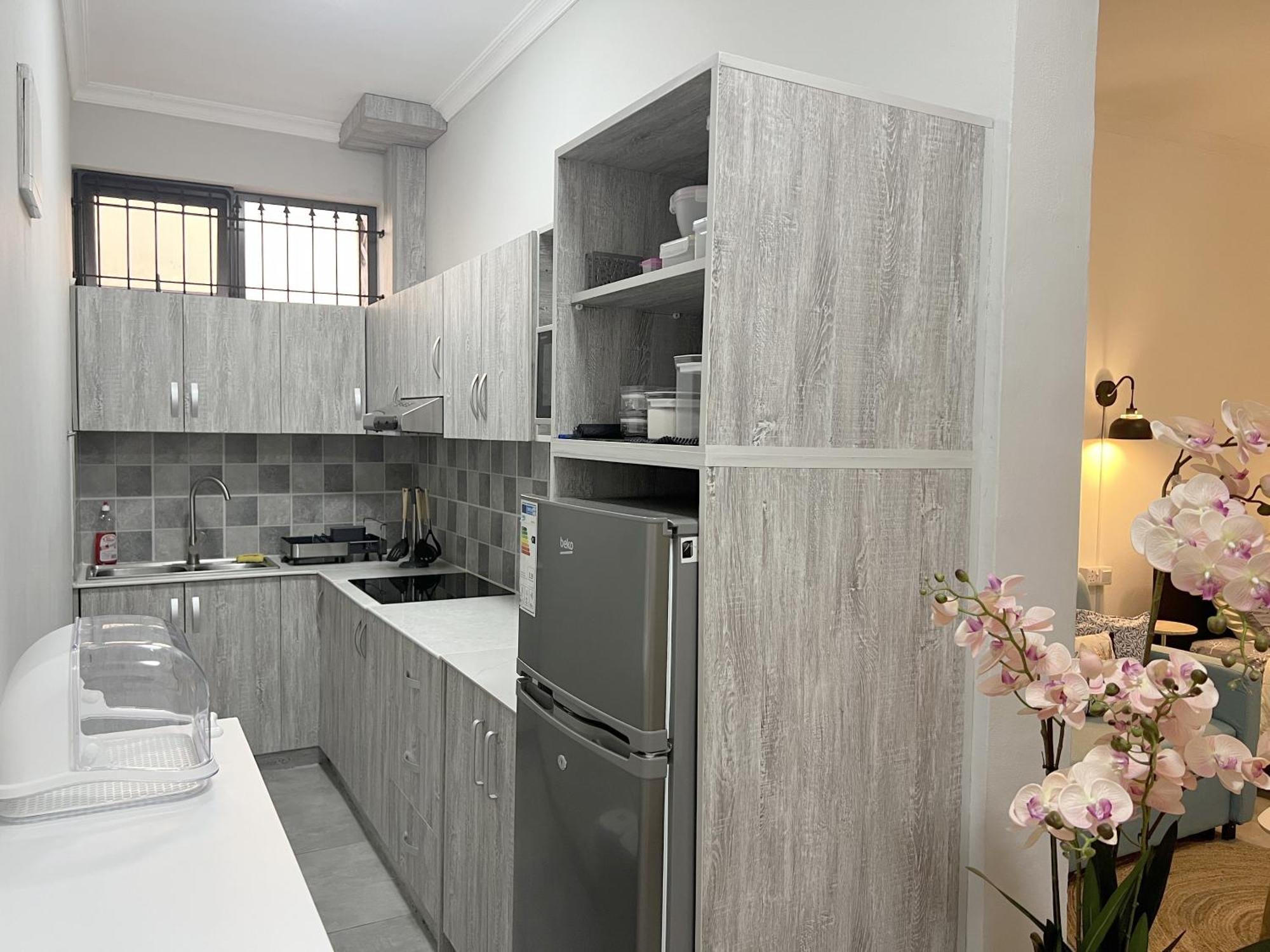 Newly Renovated Studio Apartment With Rooftop Pool, Few Steps To The Beach Flic en Flac Exterior foto